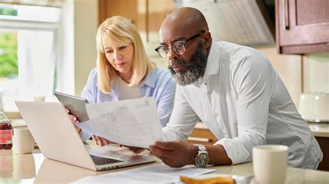 W9 vs. W2: Everything You Need To Know