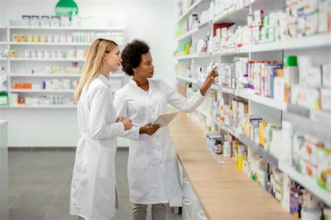 Pharmacist 的图像结果