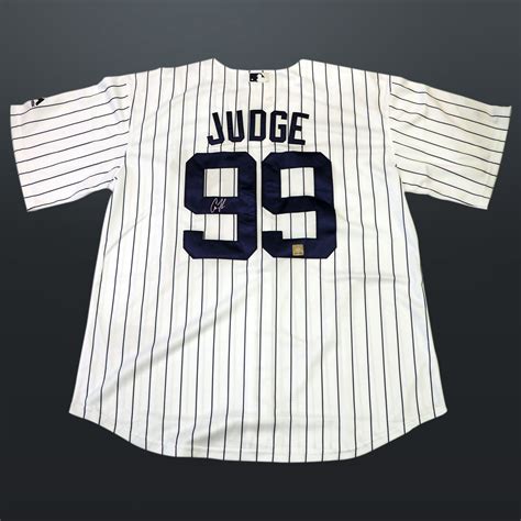 Aaron Judge // Signed New York Yankees Jersey // Museum Frame (Signed ...