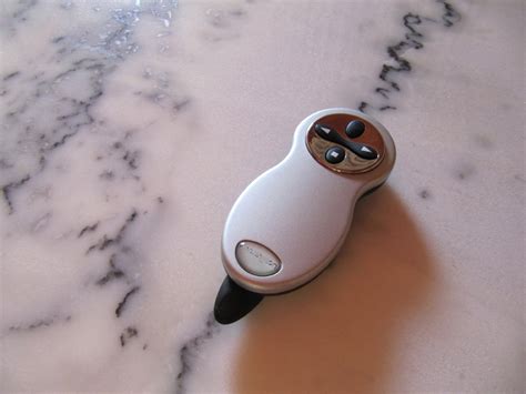 How Does Remote Control Work 的图像结果