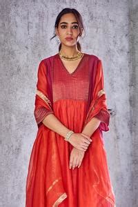 Buy Red Chanderi Handwoven Kurta For Women by Shivani Bhargava Online ...