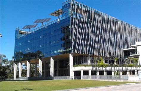昆士兰科技大学创意产业园区-Richard Kirk Architect, HASSELL-教育建筑案例-筑龙建筑设计论坛