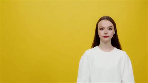 This is the best faceswap video I have seen so far, made from fakeface ...