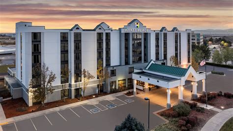 Denver Airport Hotel Shuttle Pick Up at Samantha Fredricksen blog