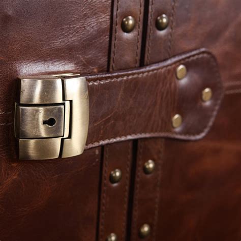 Heritage Mini Trunk Bar - Vintage Brown | Studio Ochre