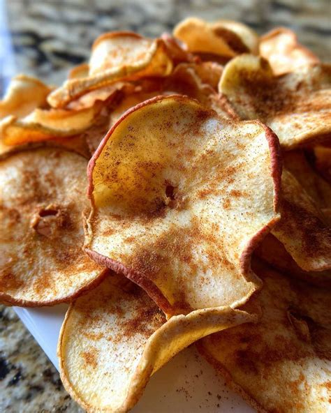 Kid-Friendly Oven-Baked Apple Chips: Mia's 1 Recipe Secret ...