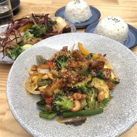 Hochi Mama- Vegan Vietnamese in Melbourne | Cooking with Yoshiko