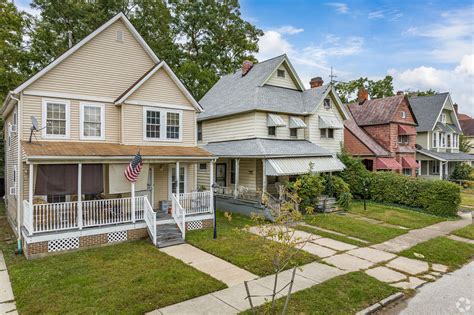 About Fairfax | Schools, Demographics, Things to Do - Homes.com