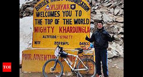 Odisha forest officer pedals all the way up to Khardung La ...