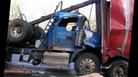 Logging Tractor Mishaps 的图像结果