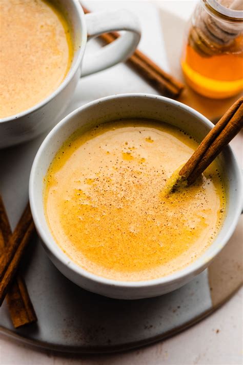 Golden Milk {Turmeric Milk Latte} – WellPlated.com