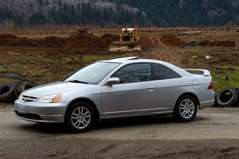 Spicy new car (2003 Honda Civic Si) : Honda