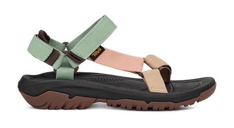 Teva Sizing Guide and Charts | Teva® UK