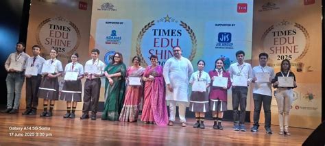 TIMES EDUSHINE AWARDED ACADEMICALLY BRILLIANT STUDENTS OF CLASSES X AND ...