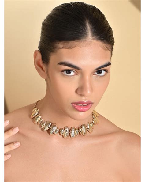 Best Choker Necklaces for Autumn 2025: 4 Trends You Need Now – toniq ...