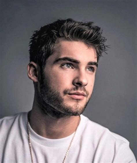 Cody Christian – Filmes, Biografia e Listas na MUBI