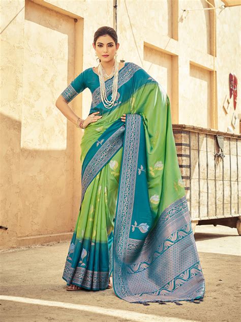 Buy Green Soft Silk Festive Wear Saree With Blouse Piece online-Karagiri