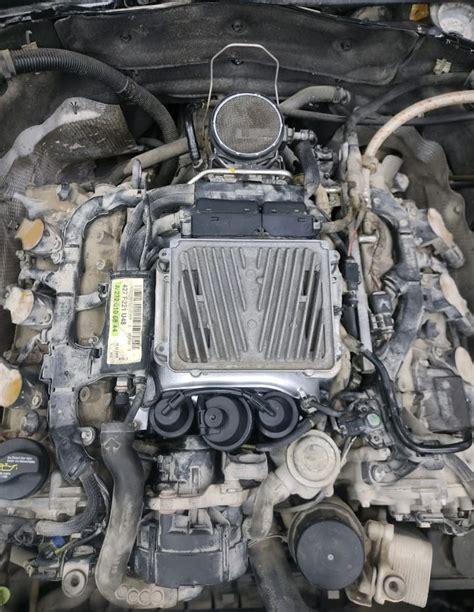 Installing Intake Manifold 的图像结果