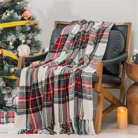 Amazon.com: EVERGRACE Stewart Christmas Plaid Chenille Throw Blanket ...