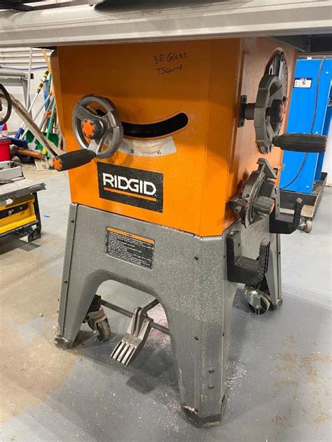 Ridgid R4512 10-inch Professional Cast Iron Table Saw - 120 / 240 Volt