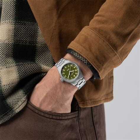 Khaki Field Quartz 38mm | Hamilton Watch - H69401160 | Hamilton Watch