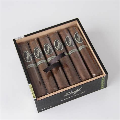 Davidoff Escurio Gran Toro 1/12 | ExcaliburCigars