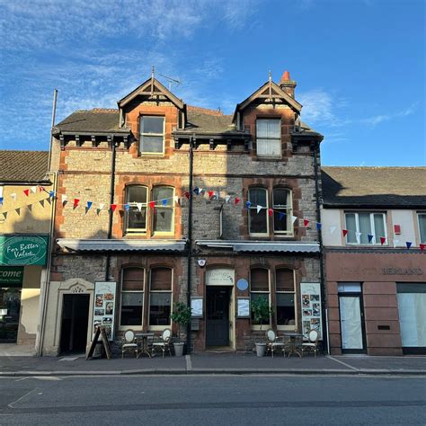 THE LOUNGE HOTEL AND BAR, PENRITH (2025) All You Need to Know BEFORE ...