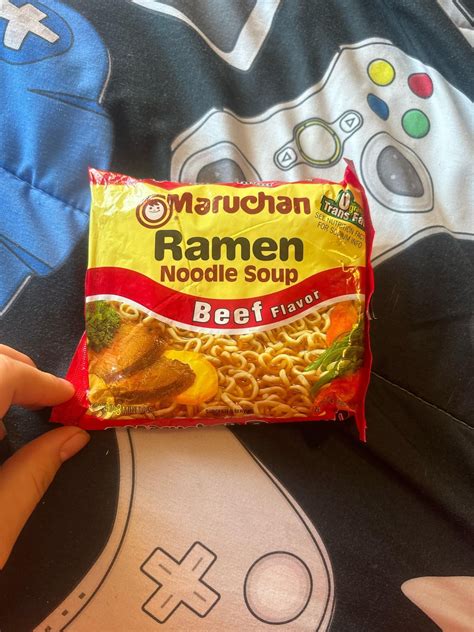 15 year old unopened Maruchan beef ramen : r/ramen