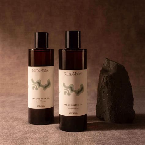 Organic Neem Oil | NamoMonk