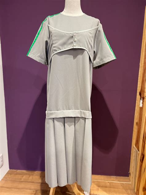 KkCo 〈BOX Pleat Dress in Ash〉 | trava