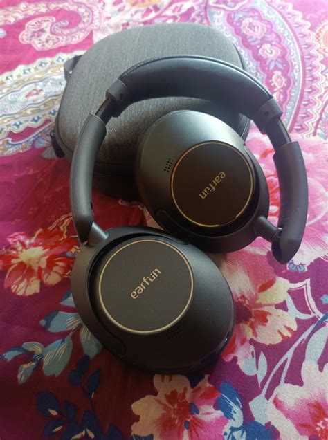 EarFun Wave Pro Active Noise Canceling Headphones, Wireless Over Ear ...