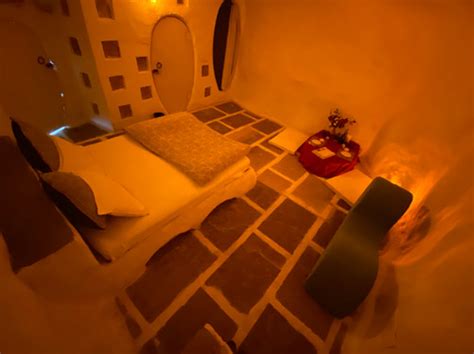 CavesbyIndrajeet | India's First Cave Hotel |Delhi