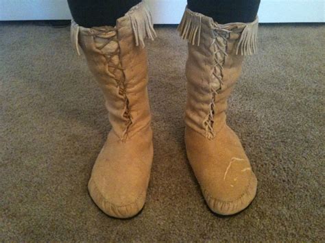 moccasin patterns free online | Moccasin patterns, Leather baby ...