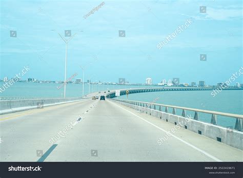 Downtown South Padre Island Queen Isabella Stock Photo 2522419671 ...