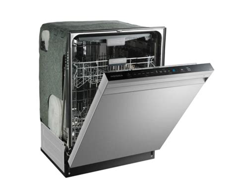 Discover the great features in the Insignia 24-inch Dishwasher with th ...