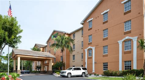 HOLIDAY INN EXPRESS & SUITES NAPLES NORTH - BONITA SPRINGS BY IHG ...