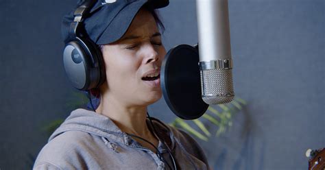 Watch: Rhiannon Giddens Releases “You Louisiana Man” From New Album ...