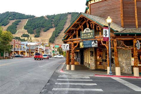 6 Beautiful Small Towns In Wyoming to Visit in 2024 - WorldAtlas