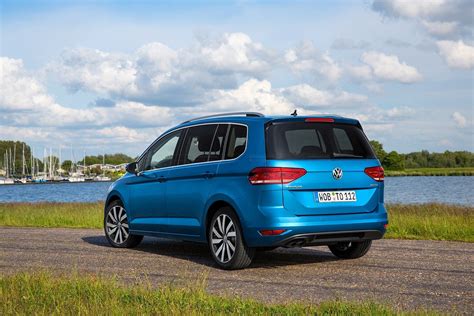 Volkswagen Touran Specs, Performance & Photos - autoevolution