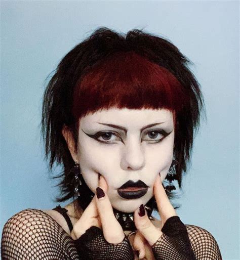 simple alt makeup