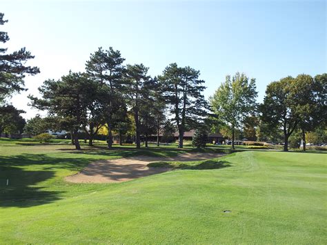 Sportsman's Country Club in Northbrook