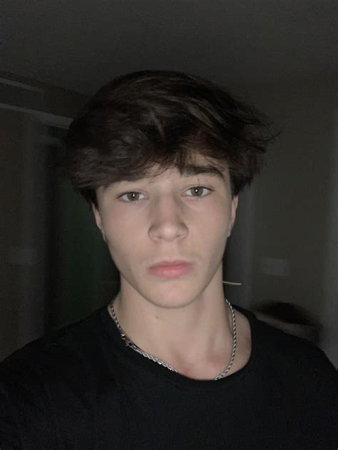 Guess my ethnicity? : r/Ethnicity