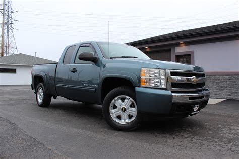 2009 Chevrolet Silverado 1500 LT - Biscayne Auto Sales | Pre-owned Dealership | Ontario, NY
