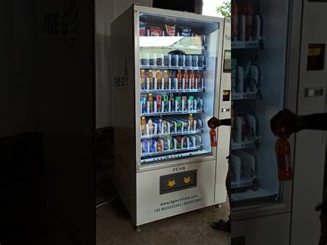 Vending Machines - HG-SVM-60SR Vending Machine Service Provider from ...