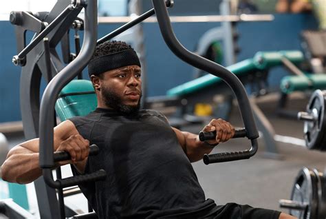 How To Hold Chest Press at Charlotte Mcgowan blog