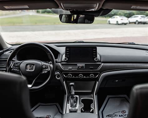 Honda Accord EXL 2018 | Selfi Motors