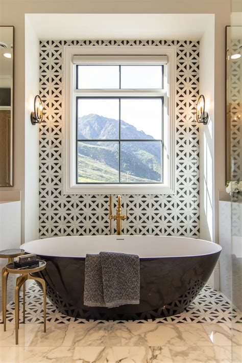 Bathroom Window Designs Bathtub Glazing Designs For Bathroom Windows