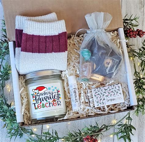 Top 10 Best Christmas Teacher Gifts! ⋆ The Hollydog Blog