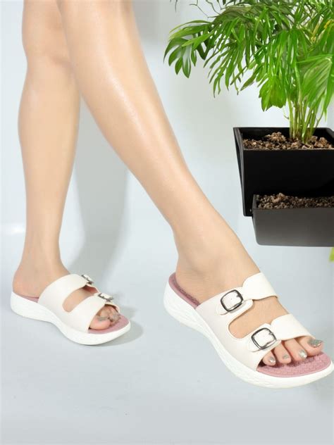 Buy Sandals for Women Online From Wide Range of Comfortable Choices