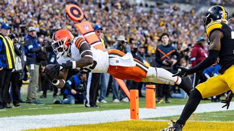 Browns TE David Njoku inactive due to hamstring injury - ESPN